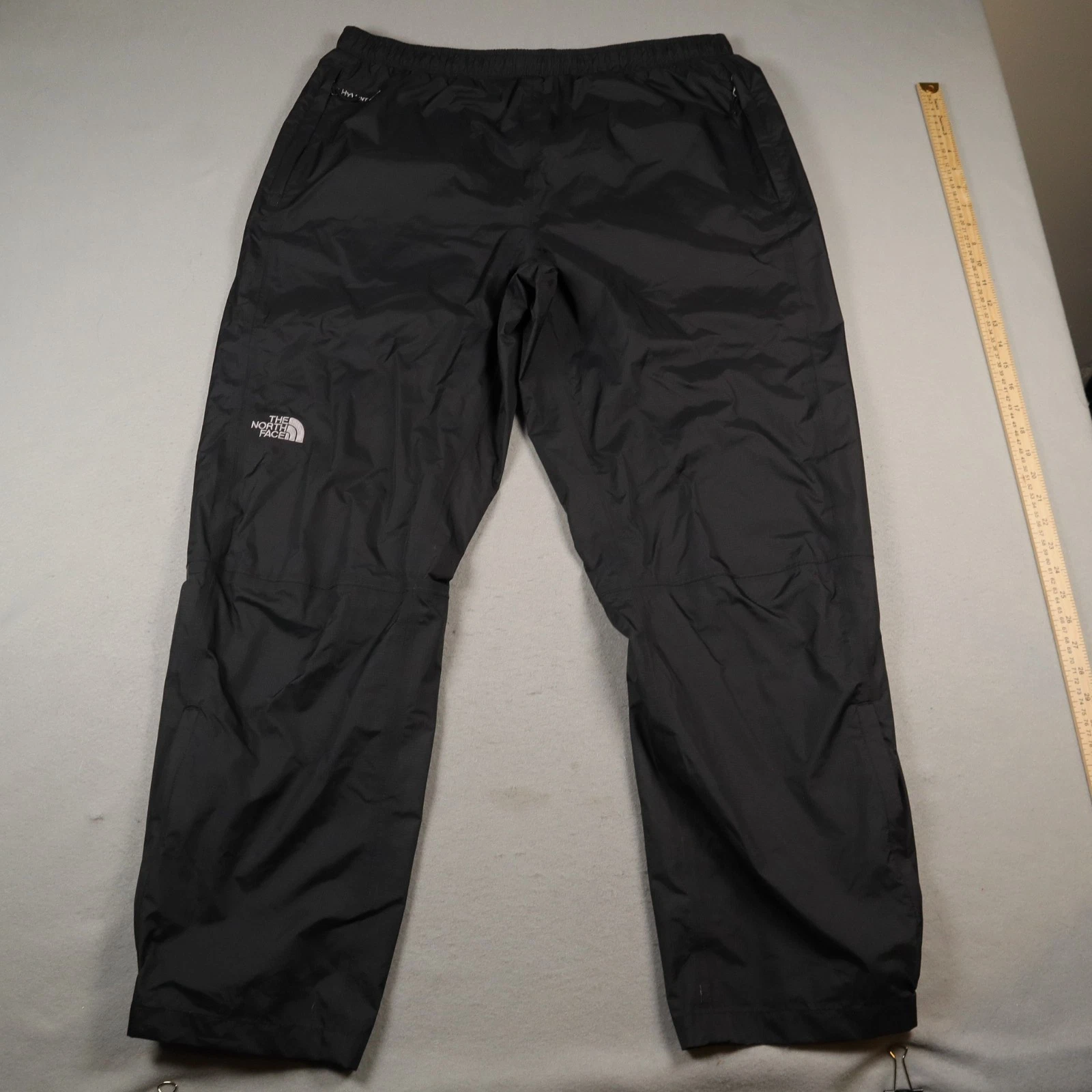 North Face HyVent 2.5L Pants Mens XL Black Waterproof Outdoor Rain Hiking *Hole
Opens in a new windo