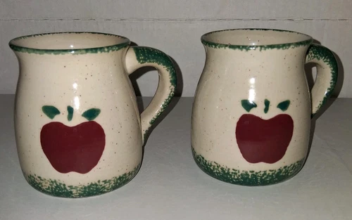 Vintage COUNTRY APPLE Stoneware Mugs Set Of 2