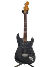 Guitarra Eléctrica Tokai Ss-38 BBR 1982 NEGRA Tipo Strat Sistema Negro SSS Syncro