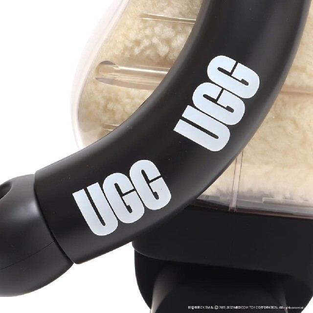 BE@RBRICK UGG® 2022 1000%