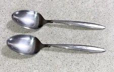Lot of 2 - 1881 Rogers Oneida Ltd Sunburst Pattern Stainless Serving Spoons