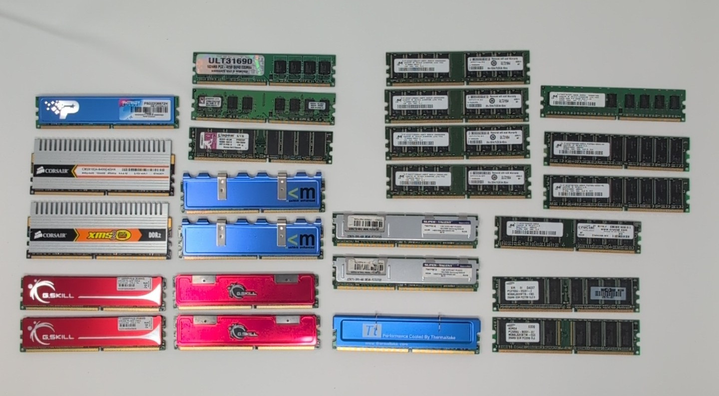 Lot of 25 Desktop Memory RAM - G. SKILL Corsair Kingston Crucial Patriot + More