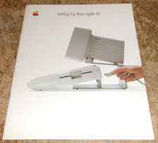vintage apple IIc computer set up booklet in nice shape used