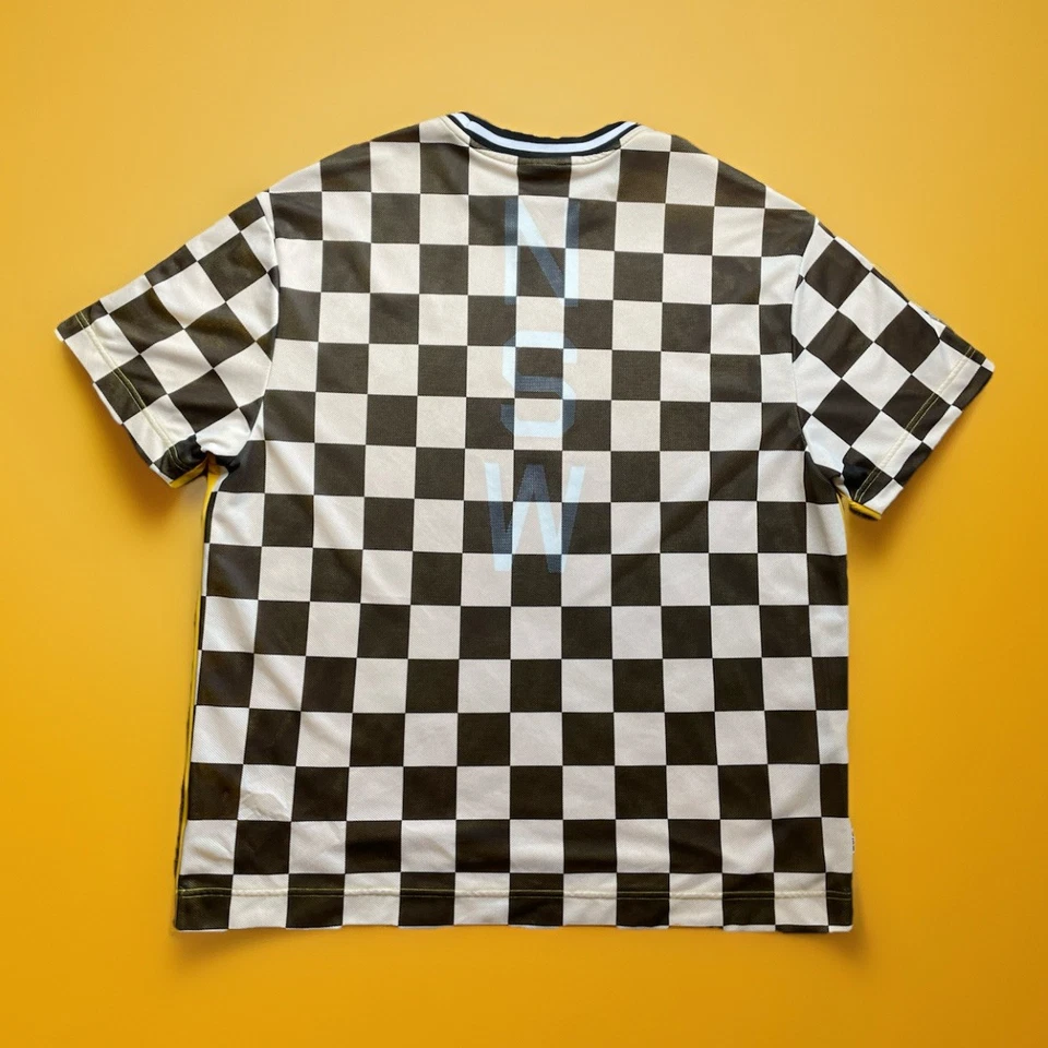 CAMISETA NIKE NSW CUADROS ESCORPIÓN MANGA CORTA AR1634-752 AMARILLA PARA HOMBRE TALLA XL Foto 2 de 4