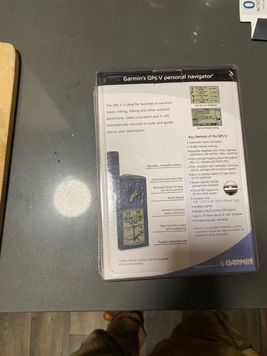 New GARMIN GPS V Personal Navigator System Sealed Free Shipping - Picture 2 of 4