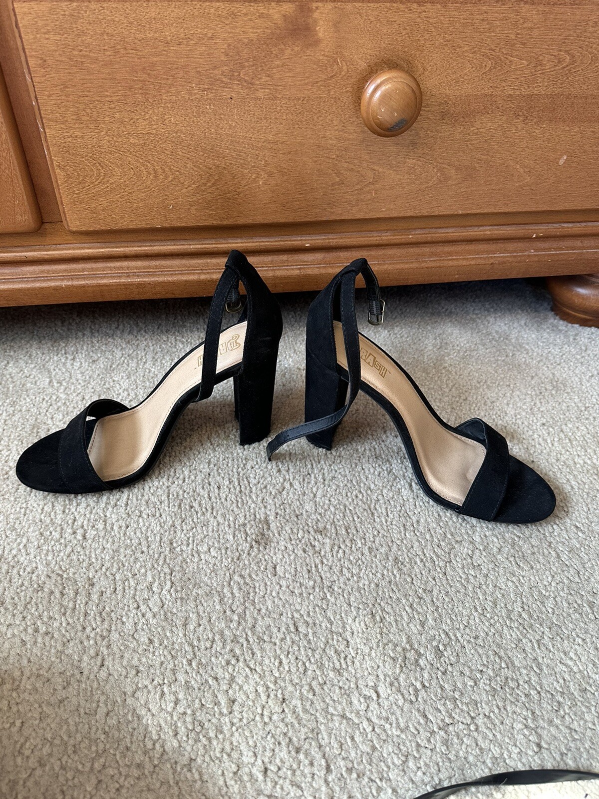 Brash Black Suede Women’s Strap Open Toe Heels Size 8 INSTITUTO