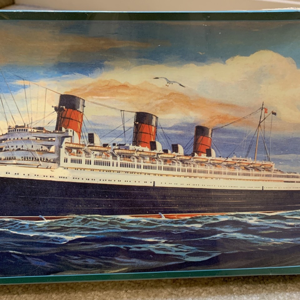 Queen Mary Toy Ship Boat Plastic Model Kit 600001 Scale 1/568