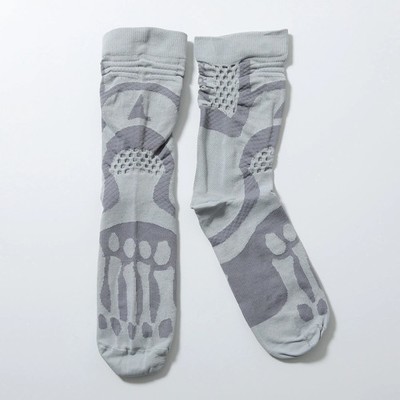 ROA Bones Logo Q-skin Technical Crew Socks  Men's  with Bone Design Light-Grey