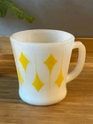 Vintage Fire King Anchor Hocking Yellow kites trailing diamonds pattern coffee m