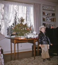 Vintage Stereo Realist Photo 3D Slide CHRISTMAS TREE Boy Gun Pistol Toys Cowboy