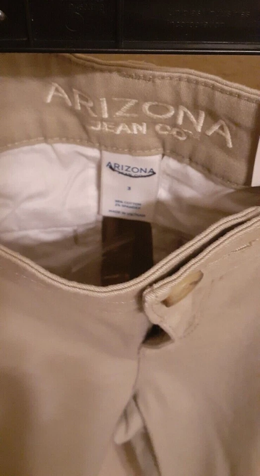 L@@K - Girls Arizona Bermuda Khaki Dark Dune School Uniform Shorts Sz 3 NWT $39  Foto 3 de 4