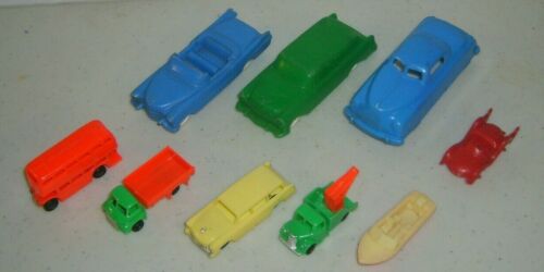 9 Vintage CAR & TRUCK LOT STATION WAGON PROCESSED PLASTIC AURORA 4" & 2" RENWAL - Picture 1 of 7