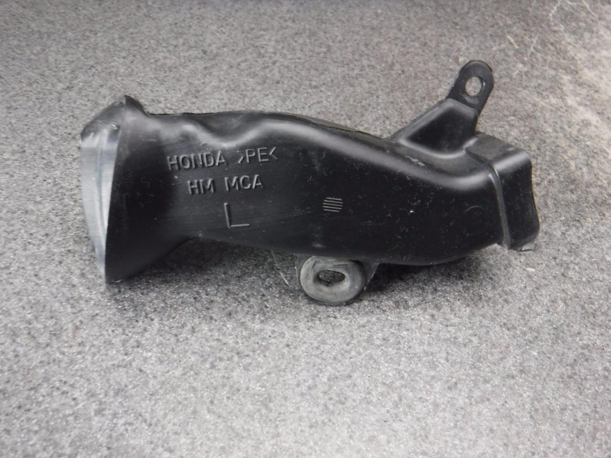 111。 03 Honda Goldwing 1800 GL1800 Left Front Air Duct 69R | eBay