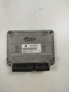 Original volkswagen Motorsteuergerät ECU    03D906033F   5WP4029803