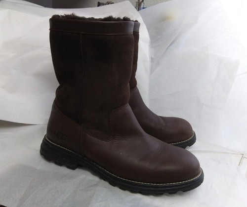 UGG BOOTS WOMEN'S SIZE 9 BROWN LEATHER 