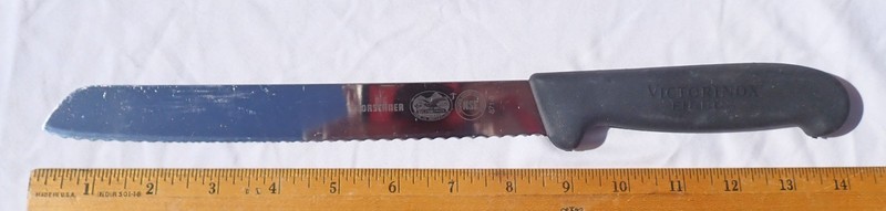 I- Forschner Victorinox Commercial Grade NSF 8" Bread Knife Switzerland 871-8