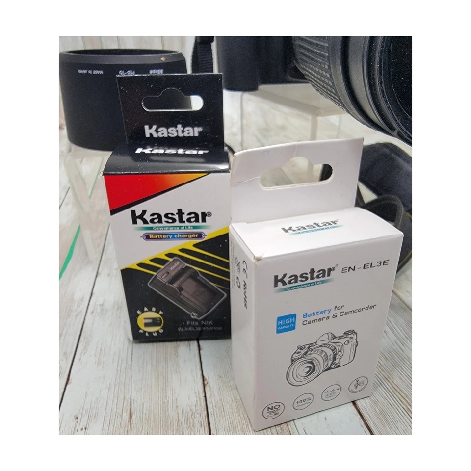 Nikon D90 DSLR Camera w/NIKKOR 70-300mm Lens Black with Battery and Charger - Image 4 of 4