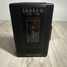 Magnavox AQ6591 AM/FM Personal Stereo Cassette Player Walkman TESTED WORKING