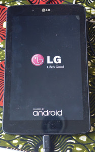 16GB LG  G Pad 7.0 V410   Wi-Fi + 4G by AT&T  7inch screen, bundled USB cord.