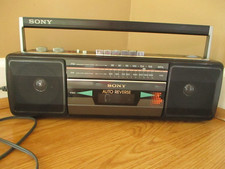 Sony CFS-220 Sound Rider Radio Cassette Player Recorder Auto Reverse Boombox