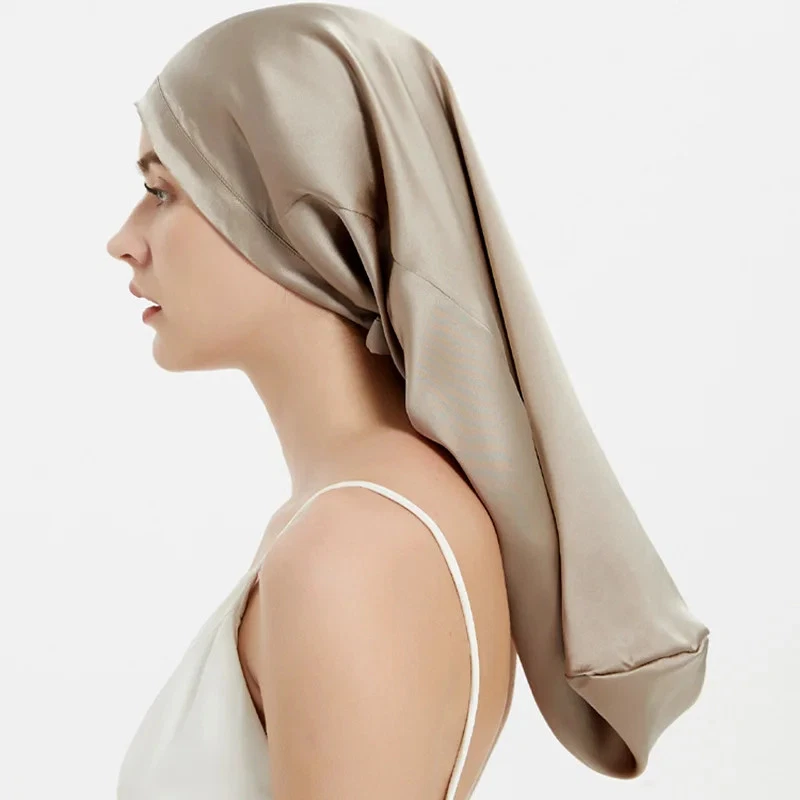 Gorra ajustable para dormir de mezcla de seda negra elástica para mujer Foto 3 de 4