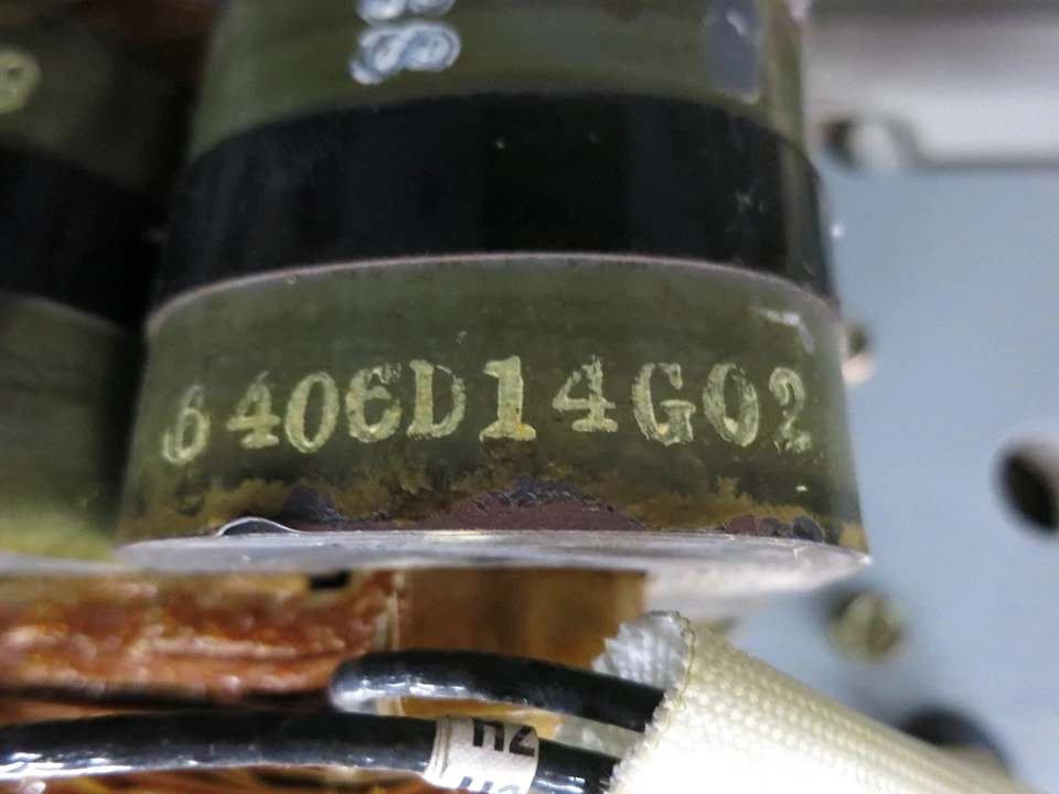 Cutler Hammer SJA50VW430 360A 7200V Contactor de vacío Ampgard VMAN3FN4G1-T1 7,2 kV Foto 4 de 4