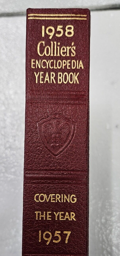1958 Collier's Encyclopedia Yearbook Covering the Year 1957 - Bild 1 von 17
