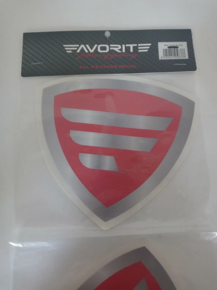 Calcomanía favorita para todo tipo de clima Foto 2 de 3