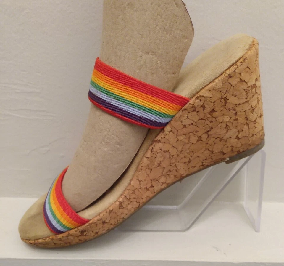 Sandalias de tacón de cuña de corcho arco iris Apostrophe Riley para mujer talla 9 Foto 3 de 4