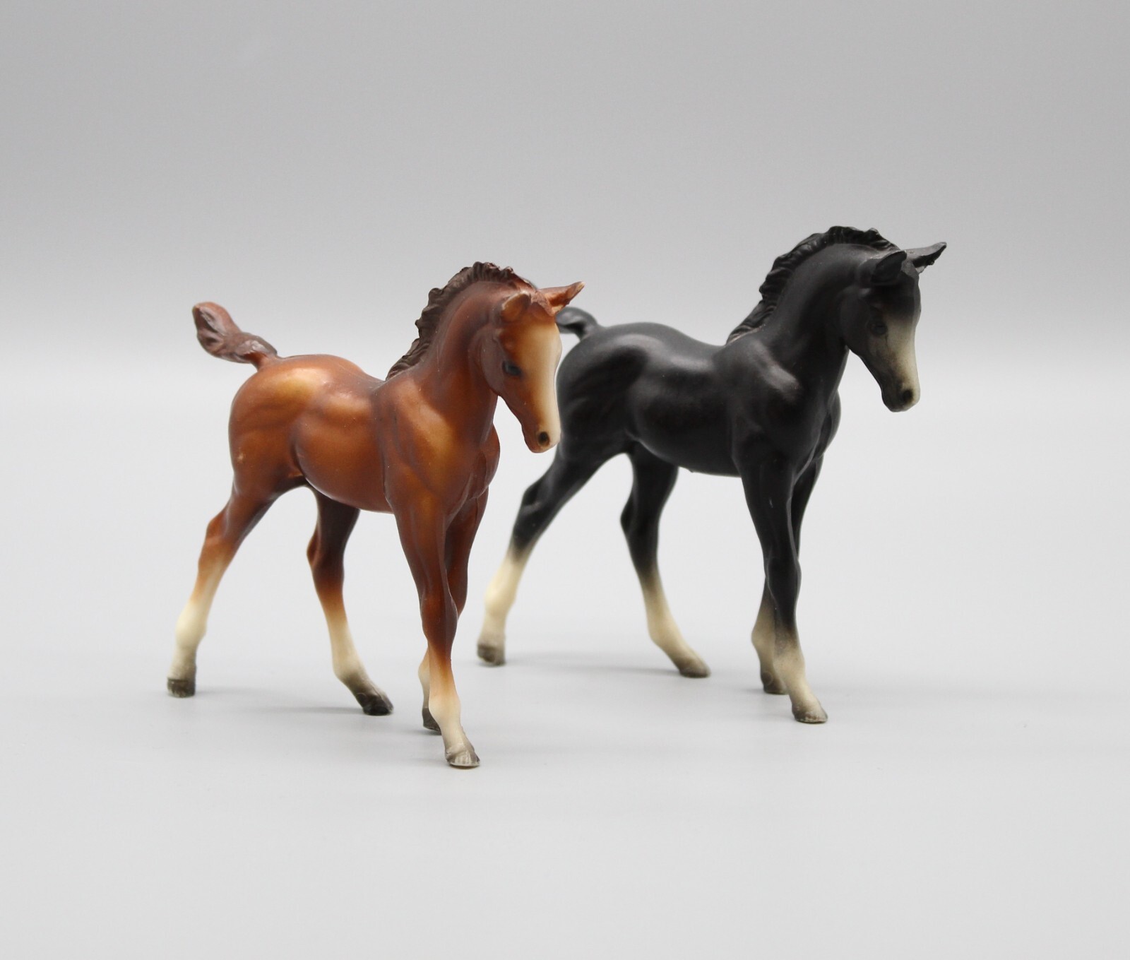 Breyer #4000 Classic Arabian Foal Matte Black & Chestnut Vintage Lot of 2