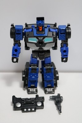 Transformers Legacy Crankcase Hasbro Deluxe Class Generations COMPLETE