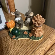 Vintage Charming Tails Harvest Time Honeys Figurine #85/882 Fitz & Floyd