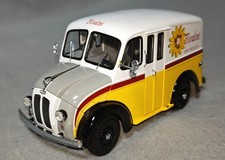 Danbury Mint S 1 24 1950 model Boden Milk Truck