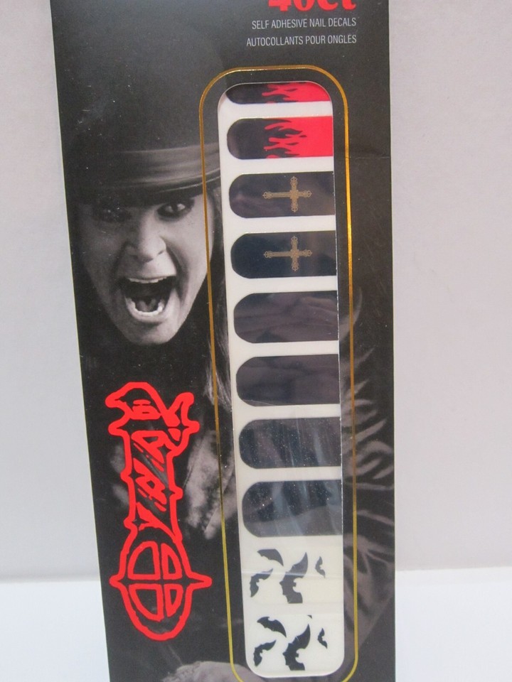 revolution-rock-roll-beauty-ltd-ed-ozzy-nail-set-40-piece-assorted