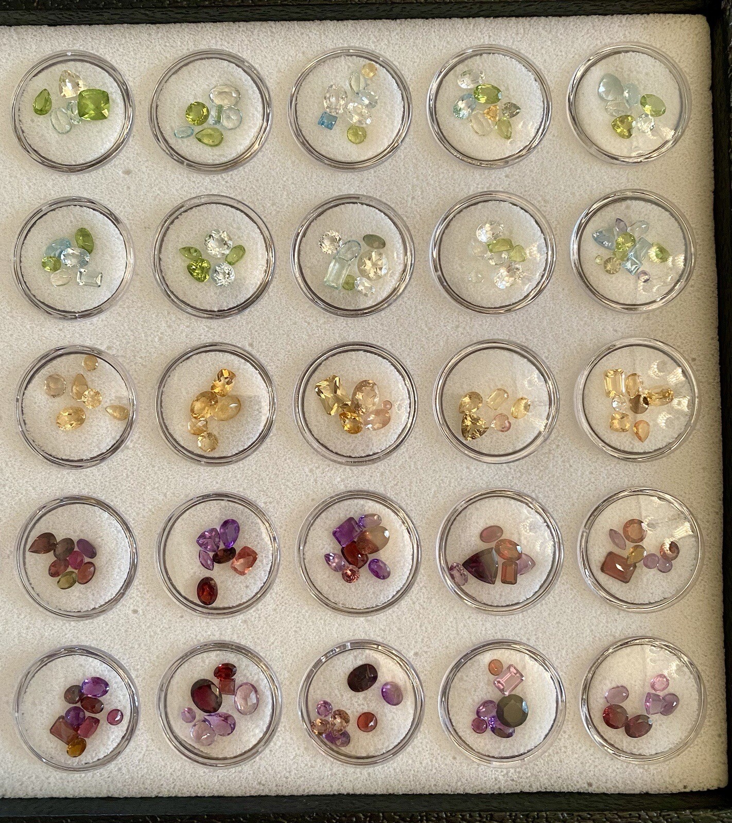 Stunning Collection Of JTV Loose 💎 Gemstones 💎 In Well Organized