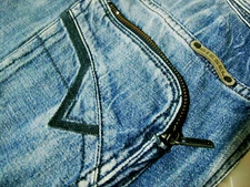 *HOT AUTHENTIC Men's DIESEL @ POIAK 8V1 Slim TAPERED DISTRESS Denim Jeans 29 x32