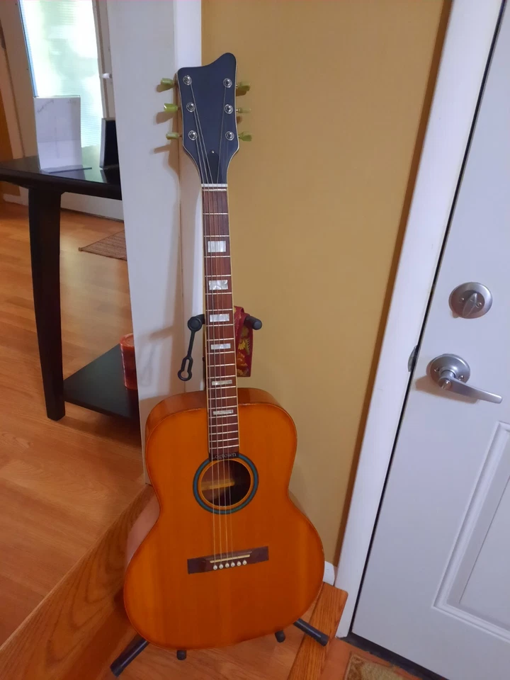 Guitarra acústica vintage nacional super rara nova encadernação superior  - Imagem 3 de 4