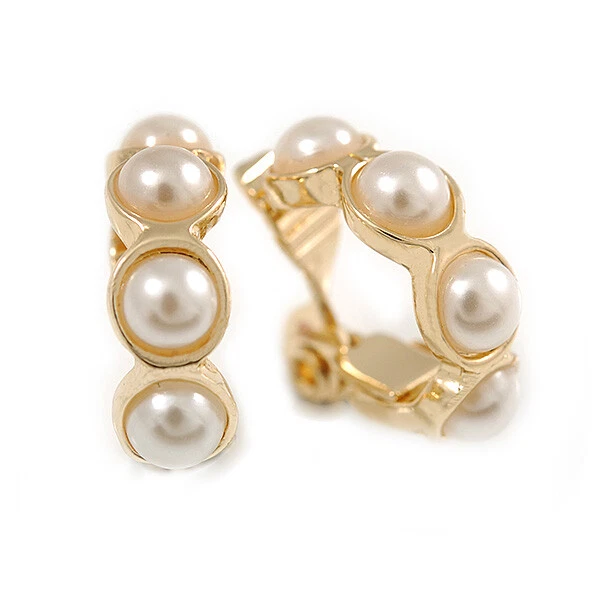 Small pearl shop clip on earrings