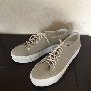 vagabond beige sneakers