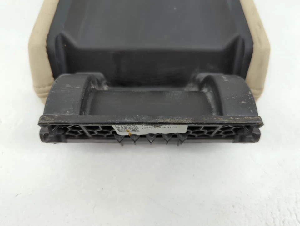 Cadillac Xt5 2017-2020 consola central reposabrazos cubierta tapa GJFVS Foto 4 de 4