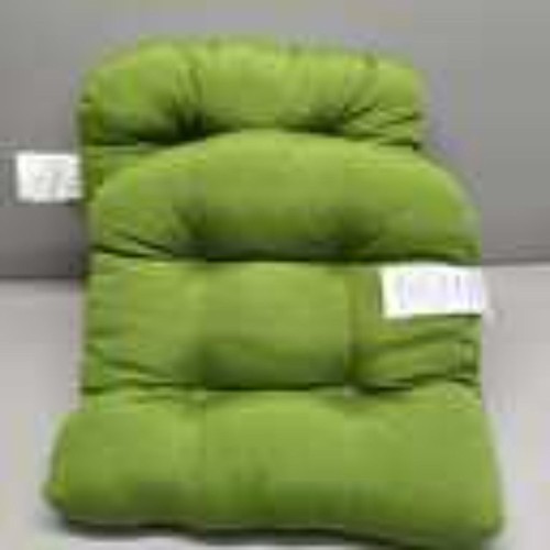 Tufted Set of 2, 19”x19” Cushions for Patio Furniture, Made in USA - Kiwi Green - Picture 2 of 5