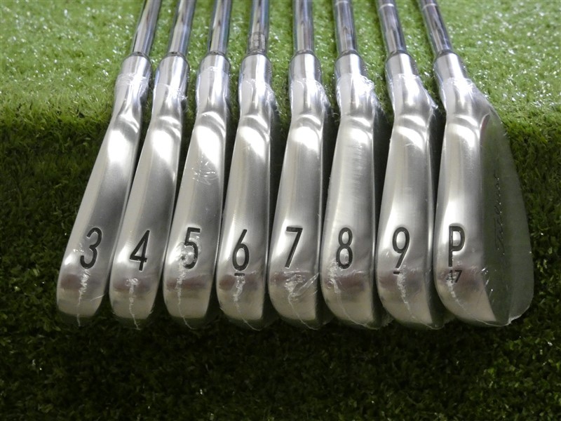 Titleist 620 MB Forged Irons 3-P DG Tour X100 X Extra Stiff Steel