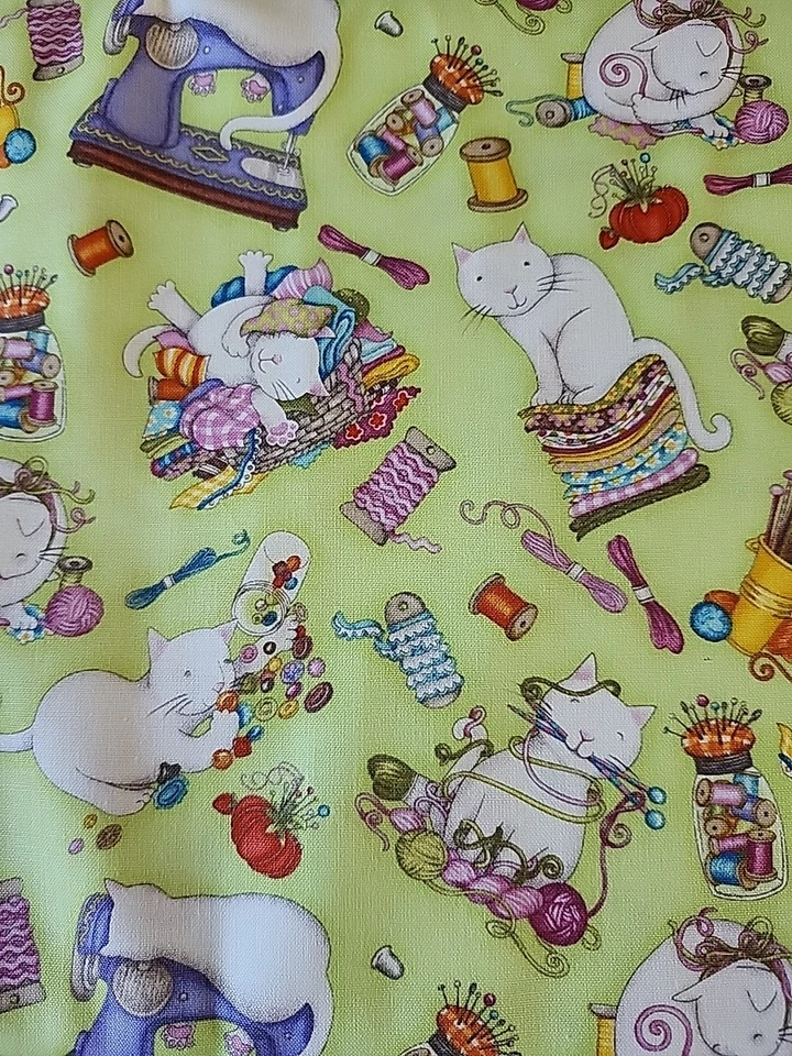 Хлопчатобумажная ткань любовь к ремеслу кошки зеленый Бет Логан для Henry стекла винтажный 1/2 Y - Изображение 2 из 4