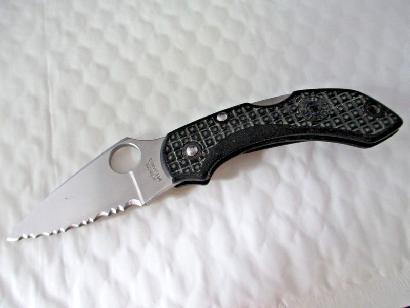 Vintage Spyderco AUS-8 Dragonfly Knife Seki Japan w/Beltclip Midlock Z0133