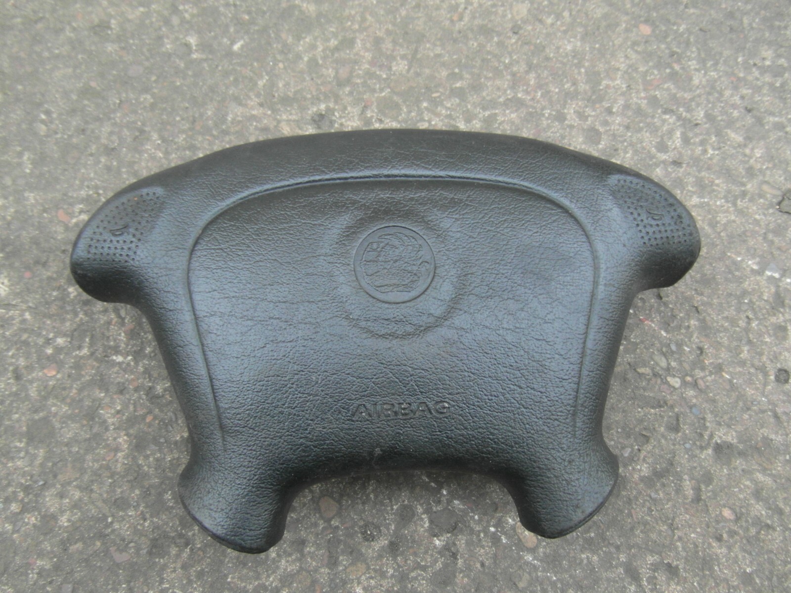 Picture 1 of 8
