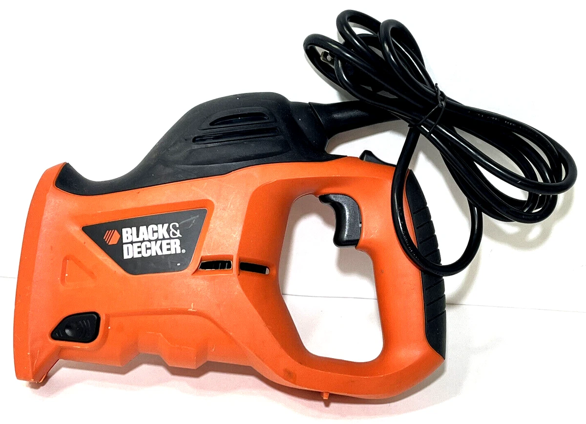 BLACK+DECKER PHS550B 3.4 Amp Powered Hand Saw 