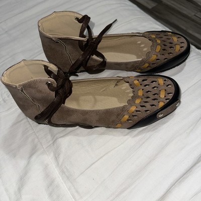 Women's Vintage Lace-Up Flat Shoes   Retro Hollow-Out Suede