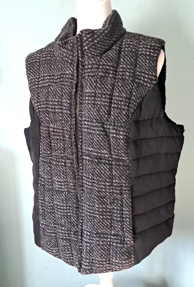 2X Chaleco acolchado a cuadros negro con cremallera tallado con volantes para mujer Foto 2 de 4