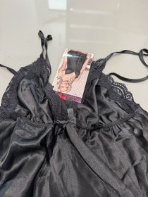 VINTAGE SEVEN TILL MIDNIGHT BABYDOLL LINGERIE!    SIZE MEDIUM BLACK.  NEW!