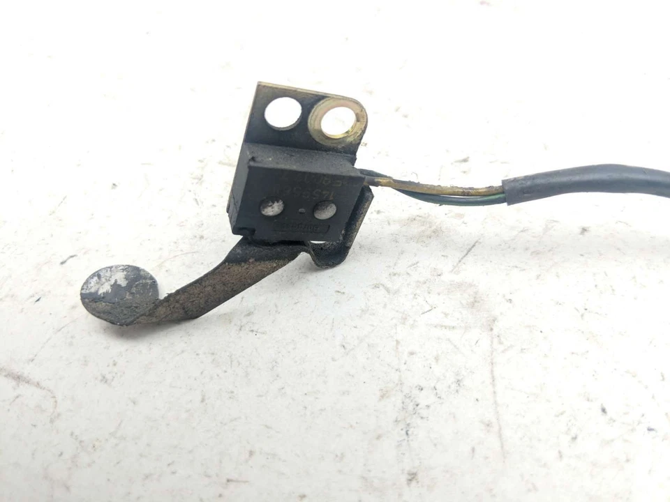 Sensor interruptor luz freno trasero bmw k75 s 91 Foto 2 de 4